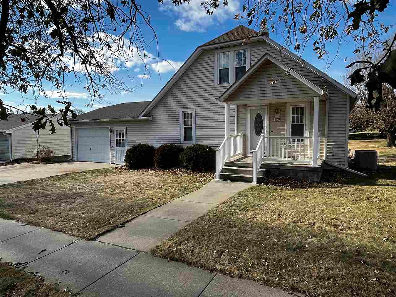 1009 9th St, Wisner, NE 68791 Zillow