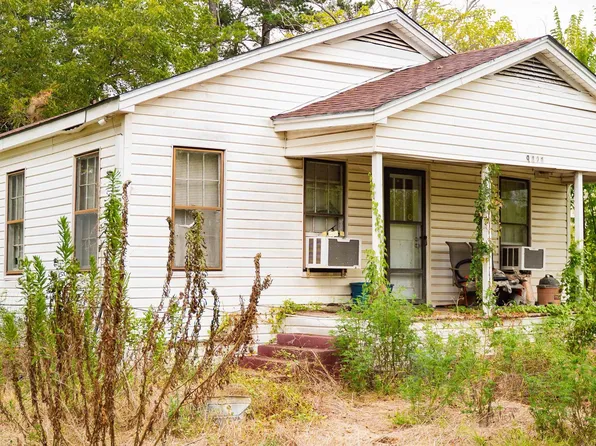 9121 & 9110 N County Road 152, Overton, TX 75684