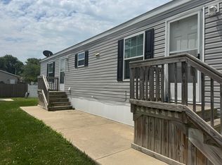 419 Highland Dr, Bloomington, IL