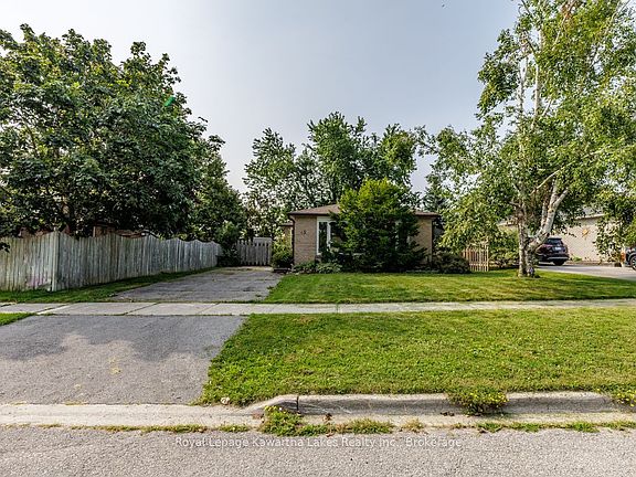 2nd image of 45 Sinclair St