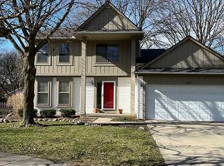 680 Glenwyth Rd, Brighton, MI 48116