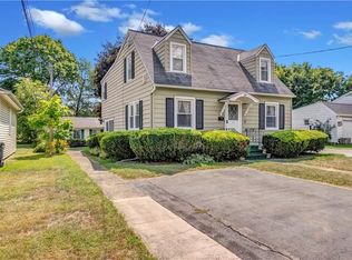 109 Chestnut St, Newark, NY 14513