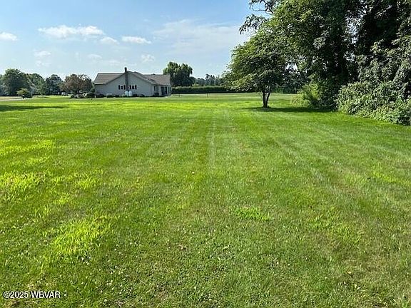 4th image of 90 Shawnee Dr