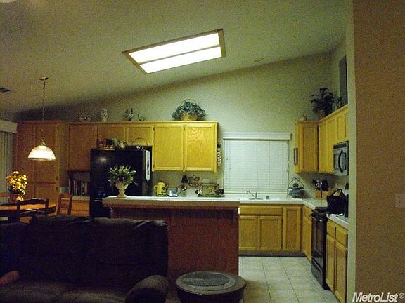 5th image of 5400 San Tropez Dr