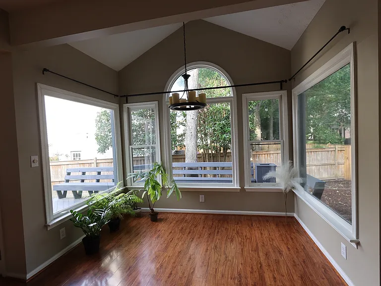 401 Rock Creek Ct — Photo 11