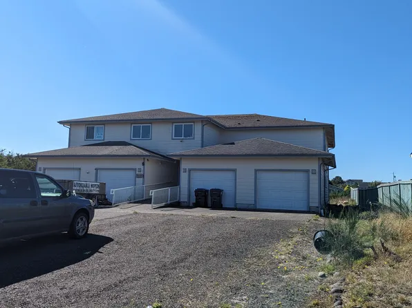 959 Wawona Ave SE #B, Ocean Shores, WA 98569