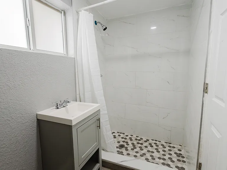1550 NE 41st Ct #0 — Photo 7
