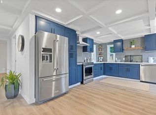 435 NE 130th Pl, Portland, OR 97230