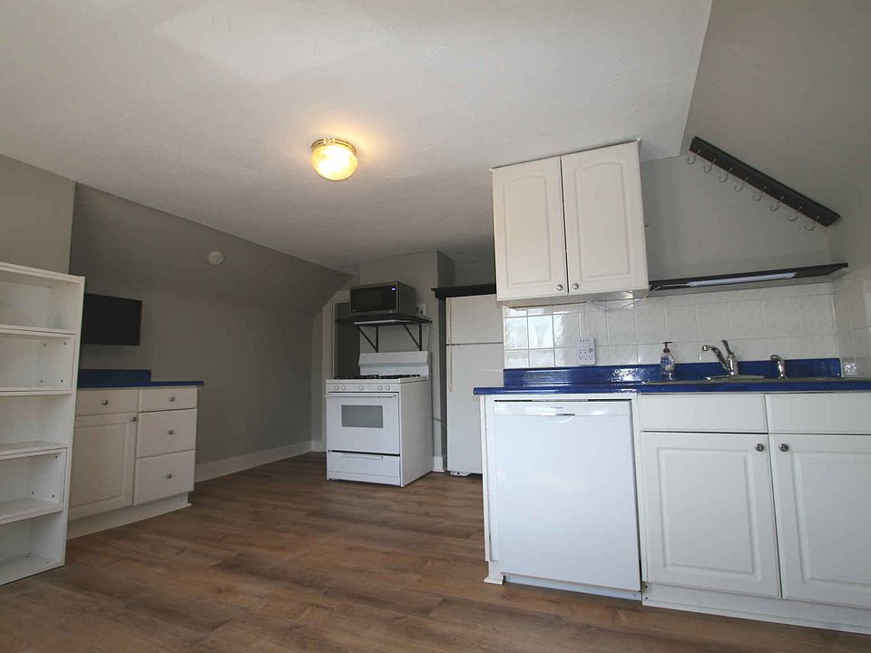 1st image of 13823 Clifton Blvd APT 3