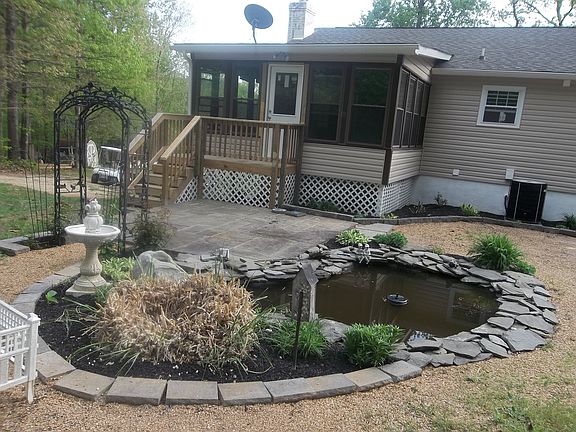 5th image of 75 Mountain Laurel Ct