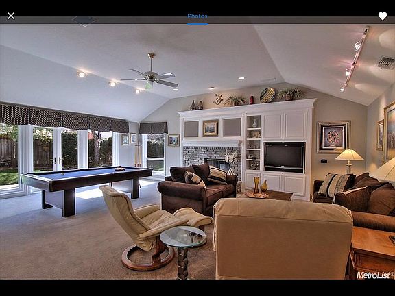 3rd image of 252 Cascade Falls Dr