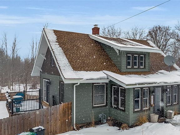 3rd image of 14115 Ridge Rd W