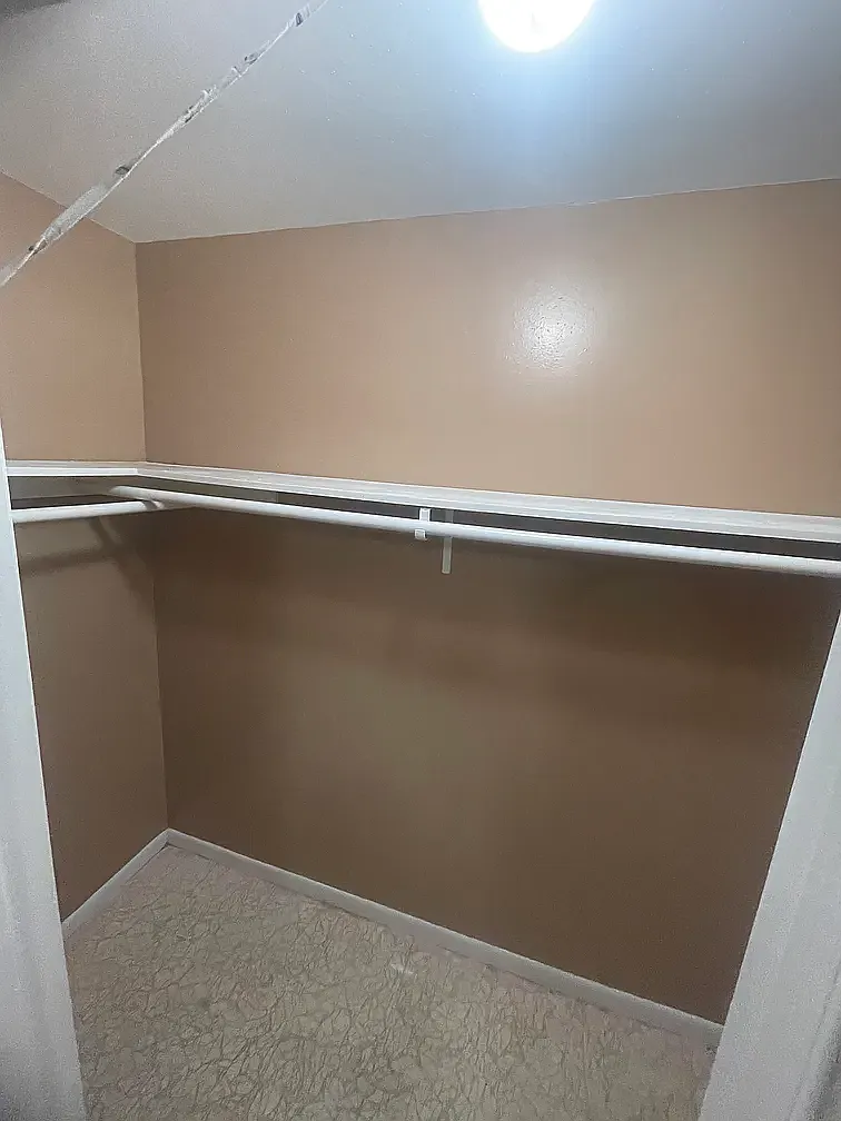 4 bed, 1804 sqft, $1,900 — Photo 4