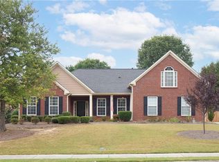 3317 Seneca Farm Dr, Buford, GA 30519