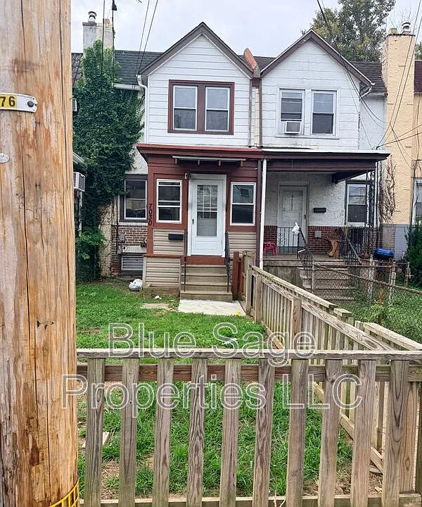 7030 Greenwood Ave
