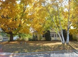 11967 Stacy Trl, Chisago City, MN 55013