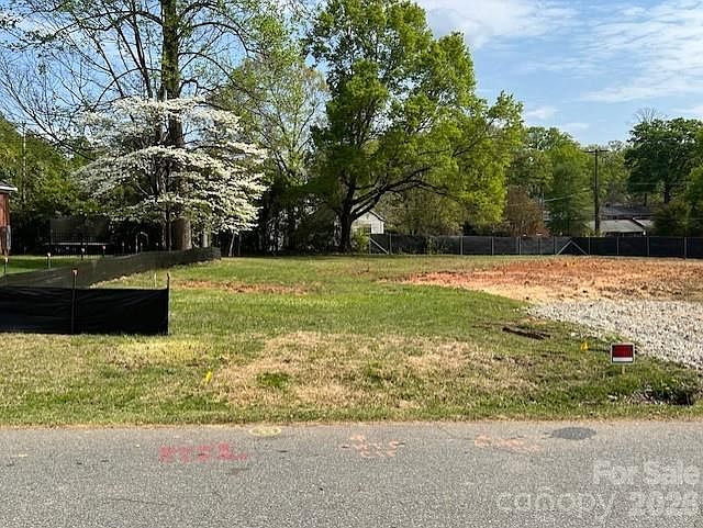 1st image of 110 Heathwood Rd