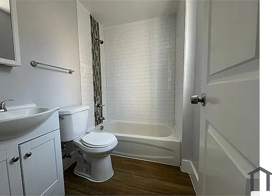 2 bed, $2,150 — Photo 3
