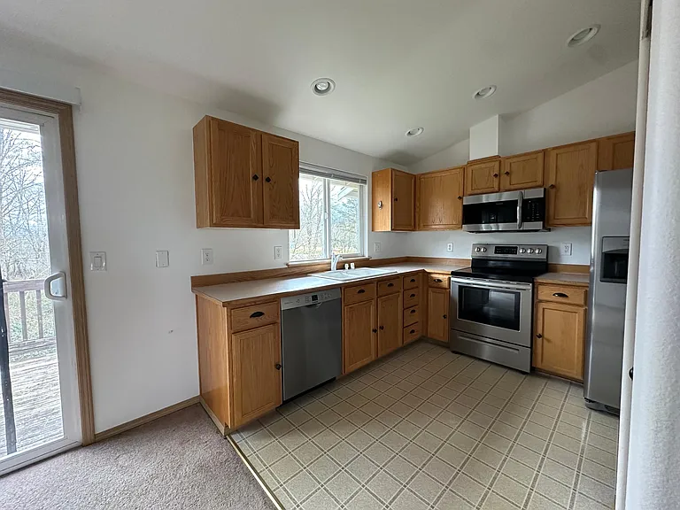 1012 Merea Ln — Photo 7