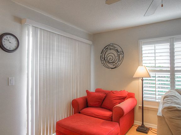 5th image of 4216 W North B St Unit A