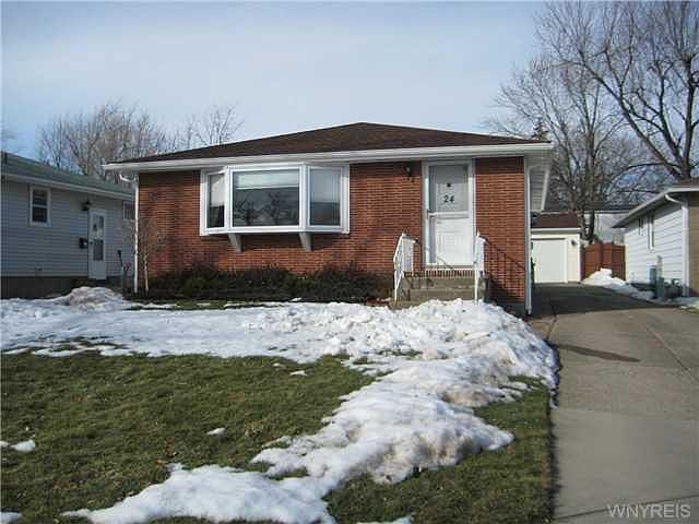 1st image of 24 Desmond Ct