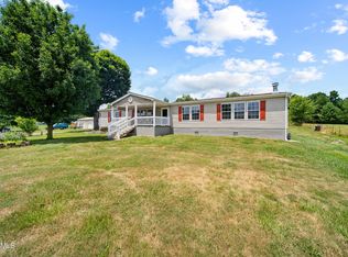 3208 Plateau Rd, Crossville, TN 38571
