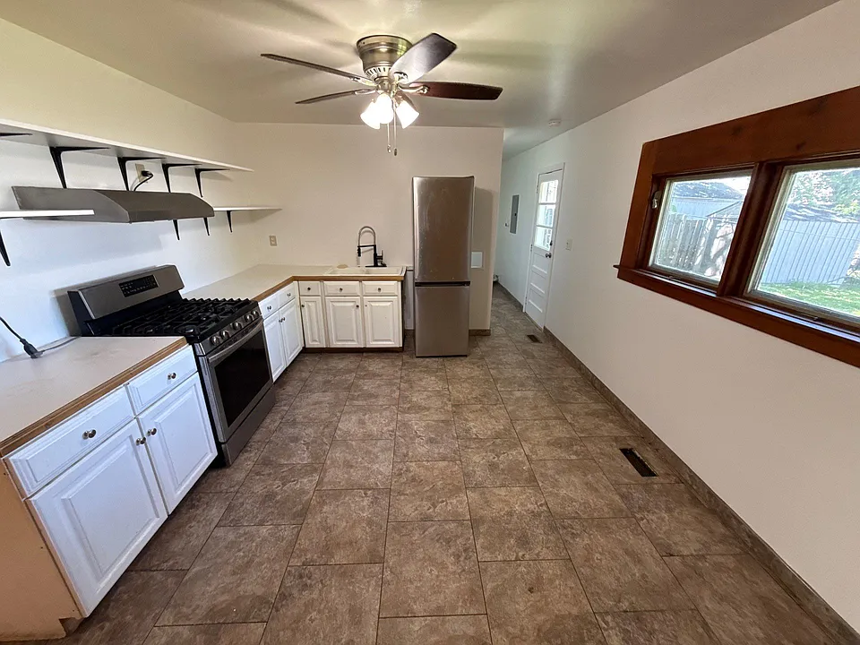 3631 Decamp Dr