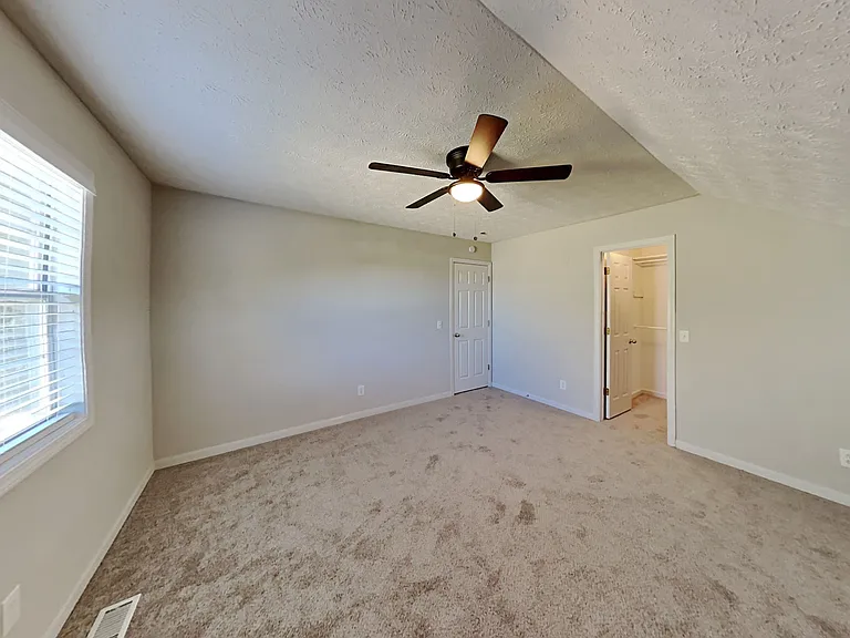 3718 Cherokee Overlook Dr — Photo 10