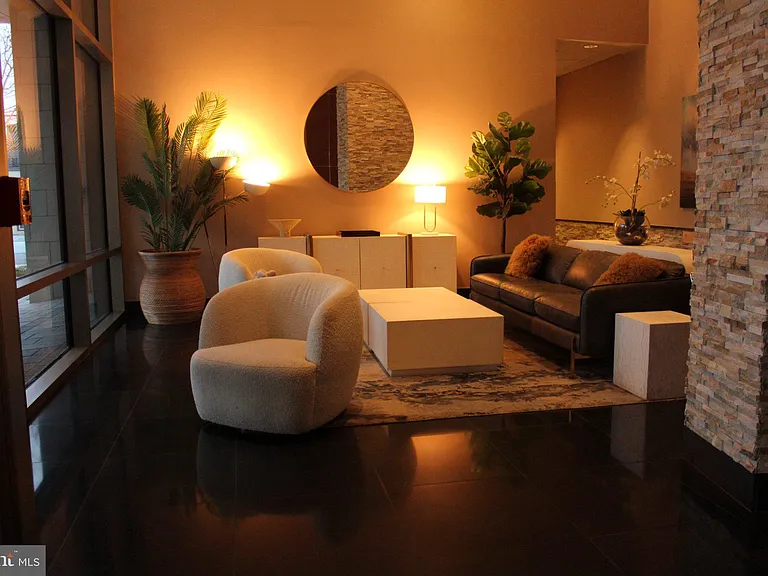 105 Christina Landing Dr #1703 — Photo 2