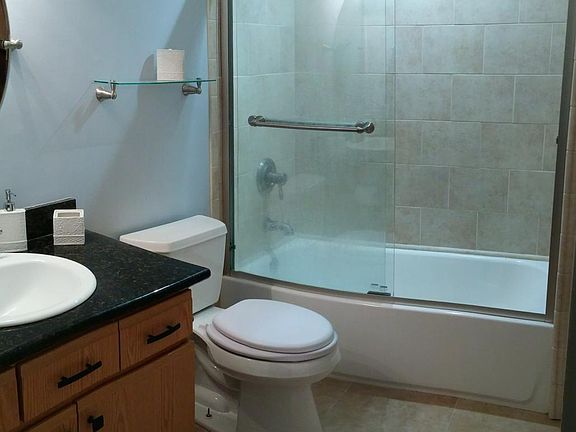 4th image of 1236 N 173rd St