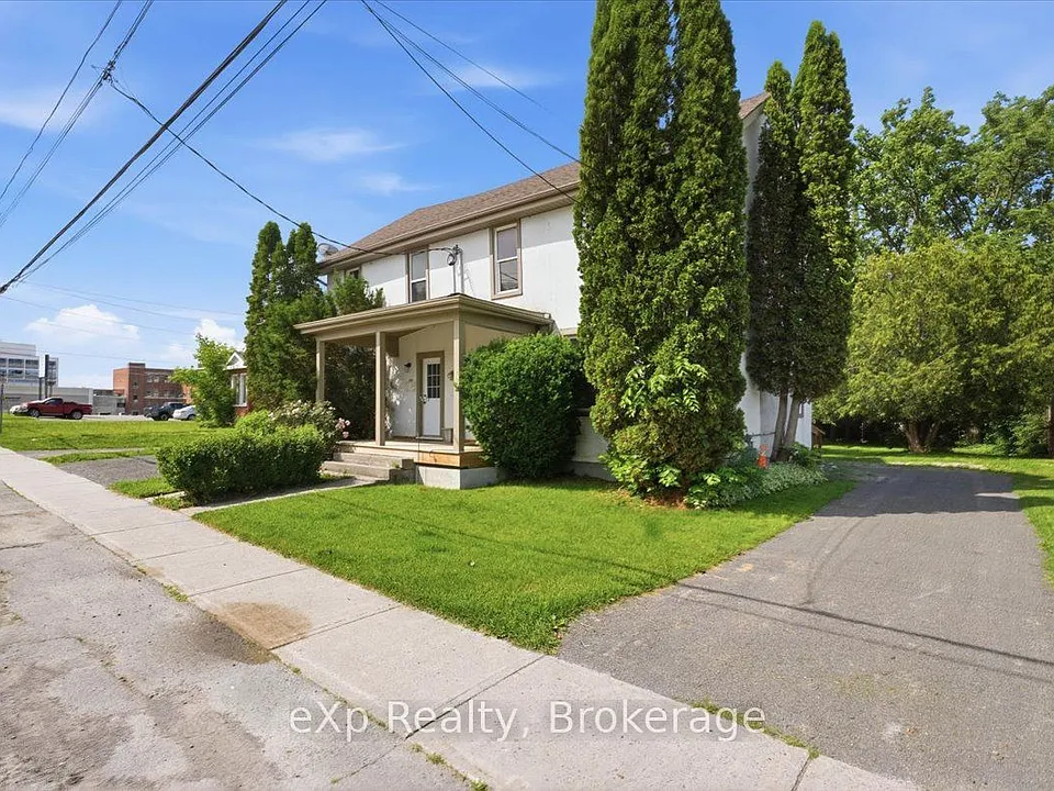 132 Macdonald Ave