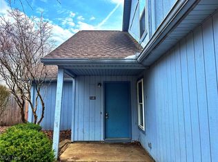1681 Olympus Dr, Kent, OH 44240