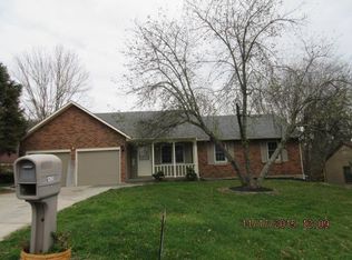 1260 Country Side Dr, Newark, OH 43055