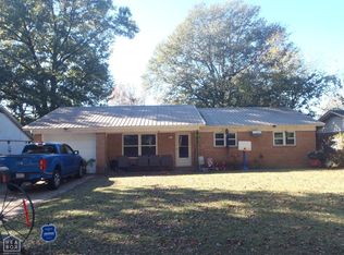 1011 Highland Dr, Newport, AR 72112