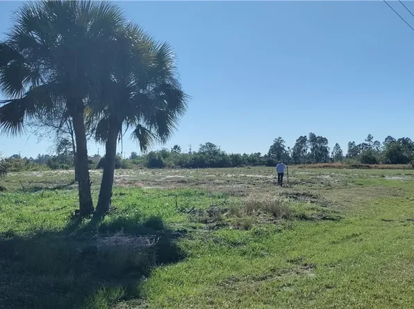 769 Joponica Ave S, Lehigh Acres, FL 33974