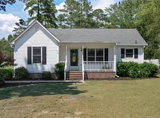 181 Hunters View Dr, Autryville, NC 28318