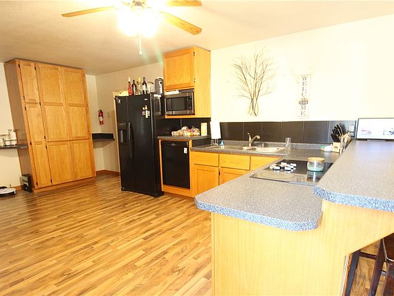 4th image of 1327 Hayden Avenue
