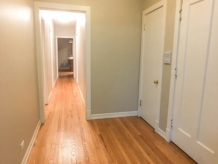 1461 W Catalpa Ave #2 — Photo 8