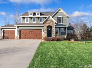 7235 Silver Meadow Dr NE, Rockford, MI 49341