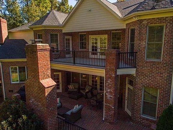 Rear Drone view up/dn porch