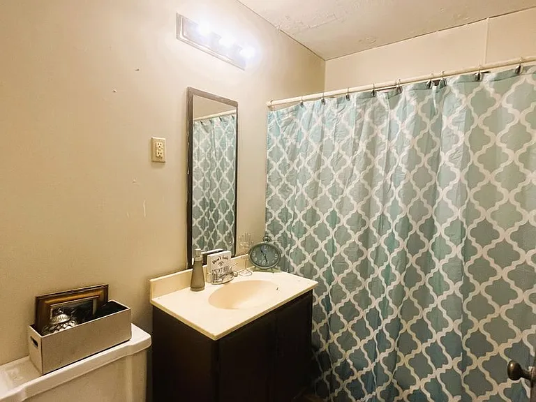 5216 Foster Dr — Photo 9