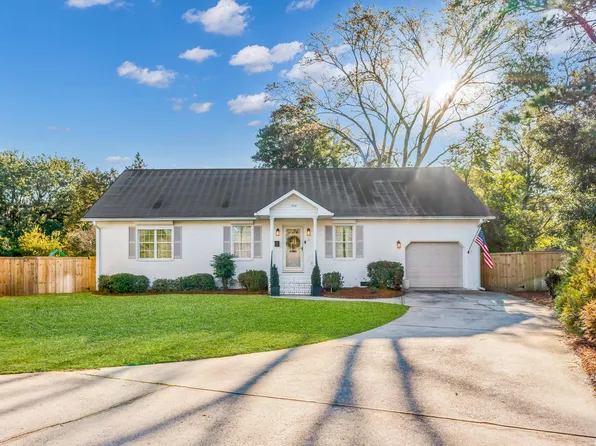 704 N Godfrey Park Pl, Charleston, SC 29407