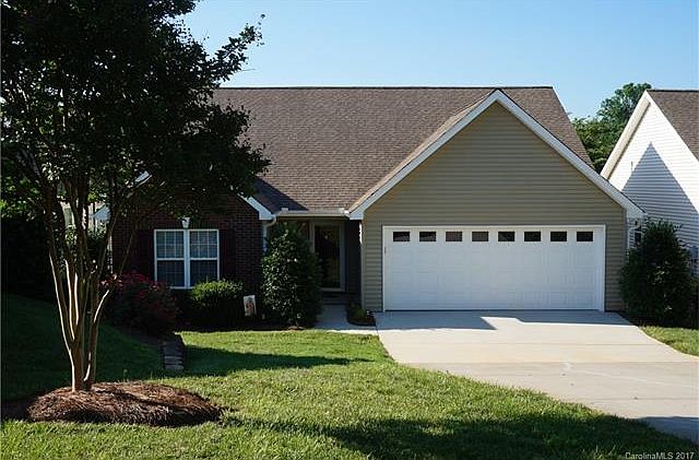 1st image of 151 Ashwood Ln