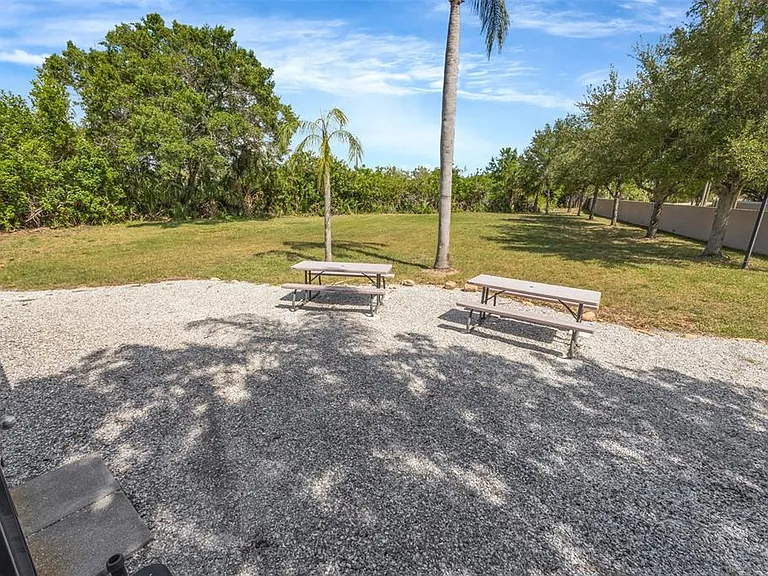 6127 Bayside Key Dr — Photo 50