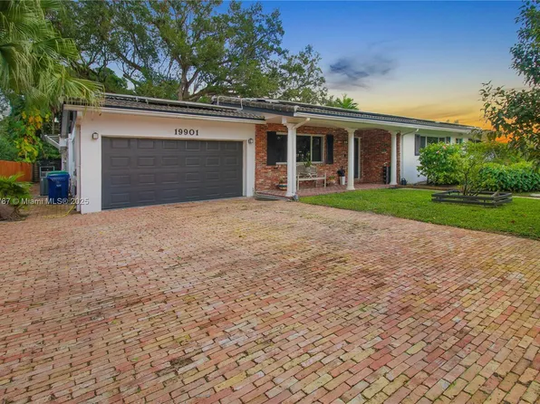 19901 NE 21st Ave, Miami, FL 33179