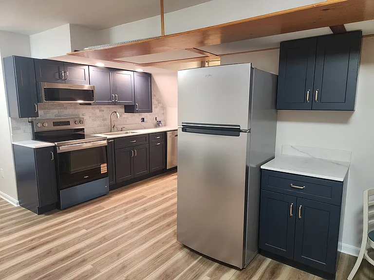 9407 Horn Ave — Photo 10