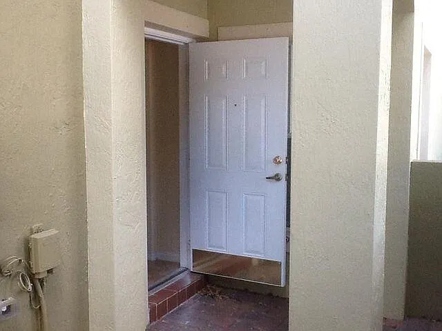 3 bed, 3.0 bath, 1584 sqft, $2,600 — Photo 4