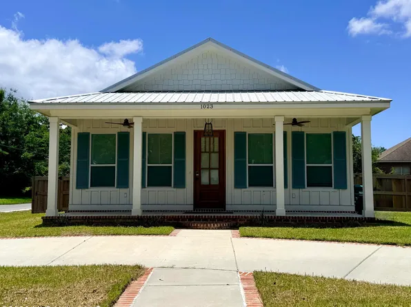 1023 Nancy Pl, Gulfport, MS 39507