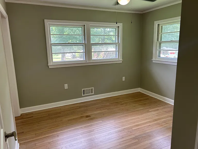202 Brook Forest Dr — Photo 12