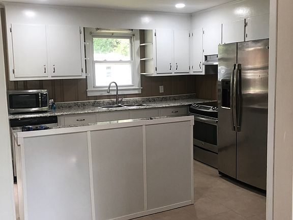 2nd image of 9 Glendale St